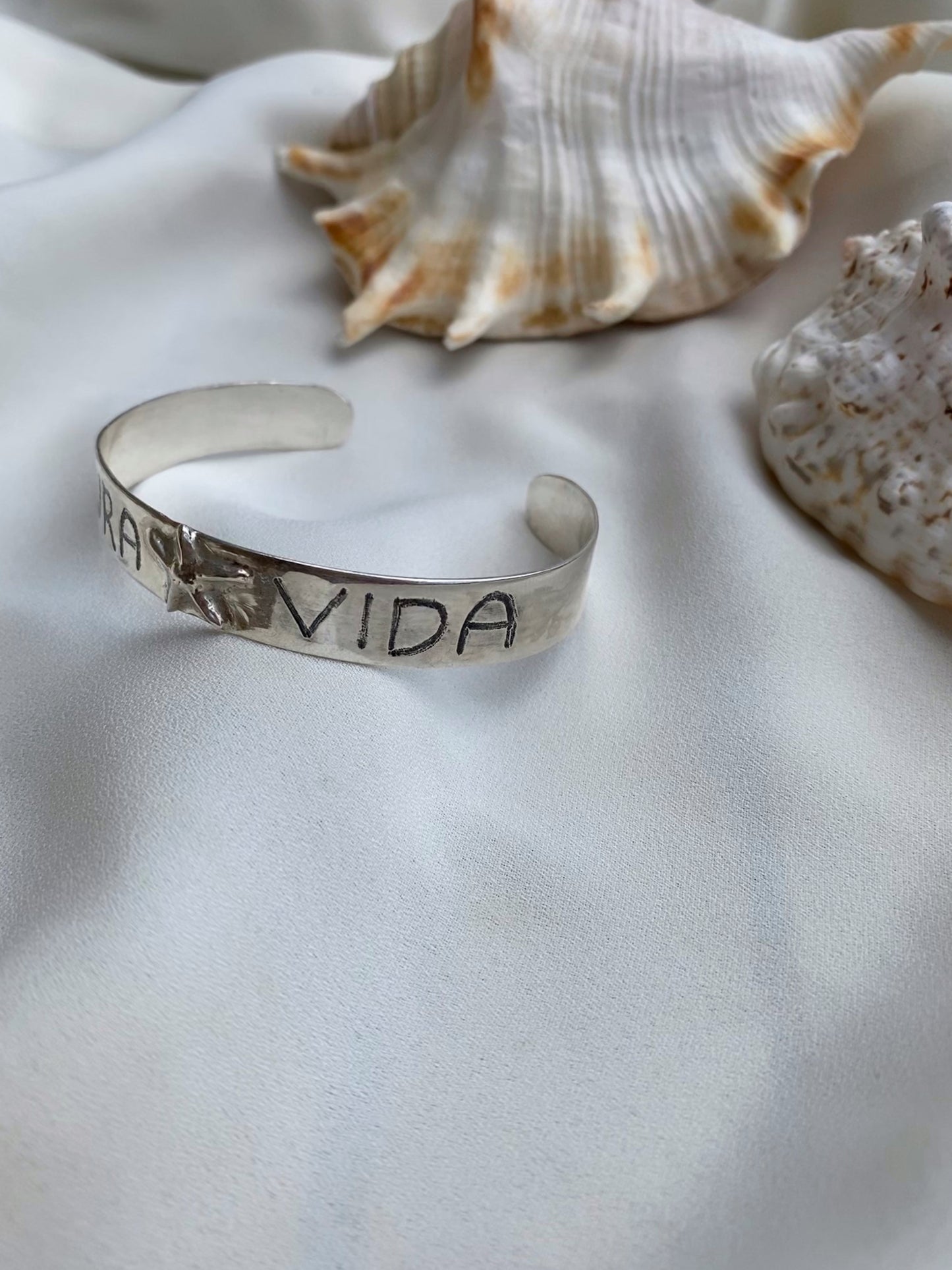 PURA VIDA bracelet