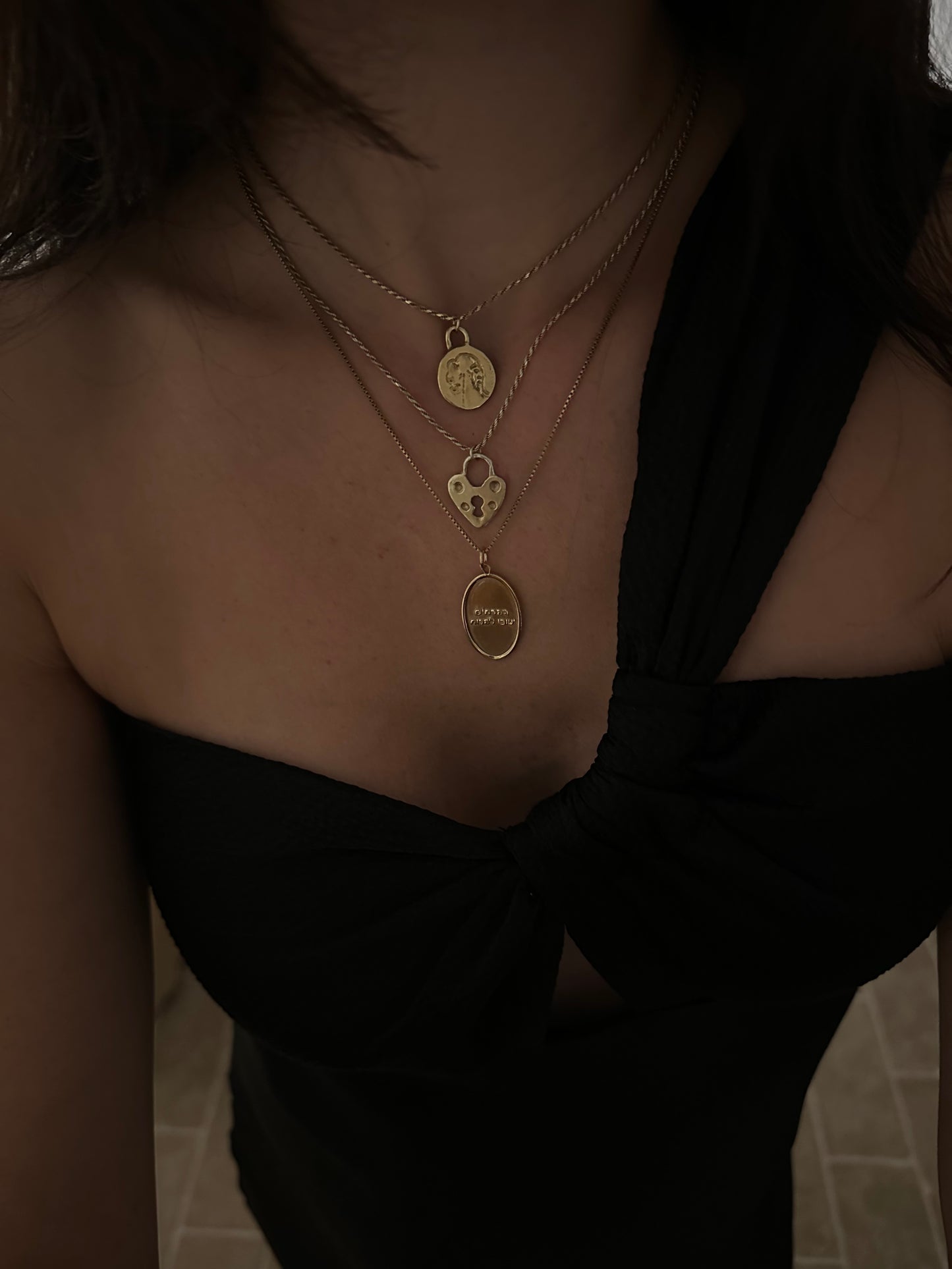 שרשרת הפרחים ישובו לפרוח PLATINUM