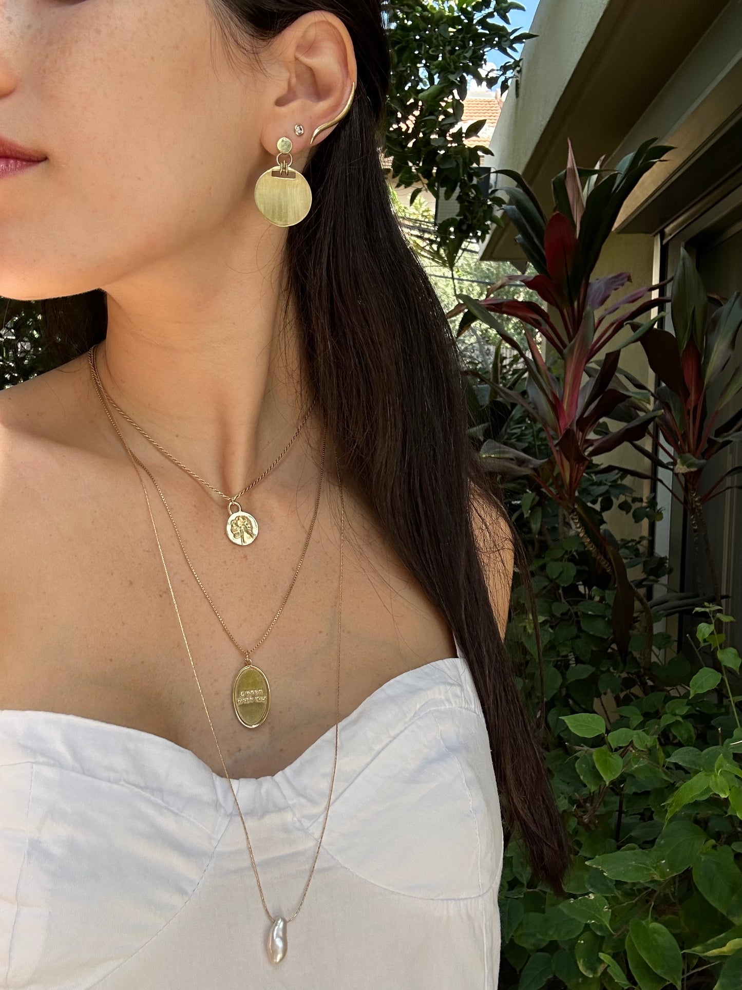 Julie Earring Single 18k Yellow Gold