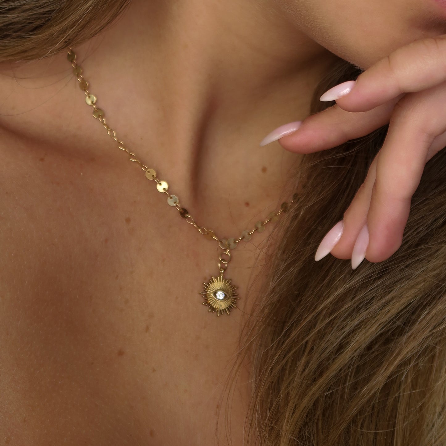 SOL necklace gold