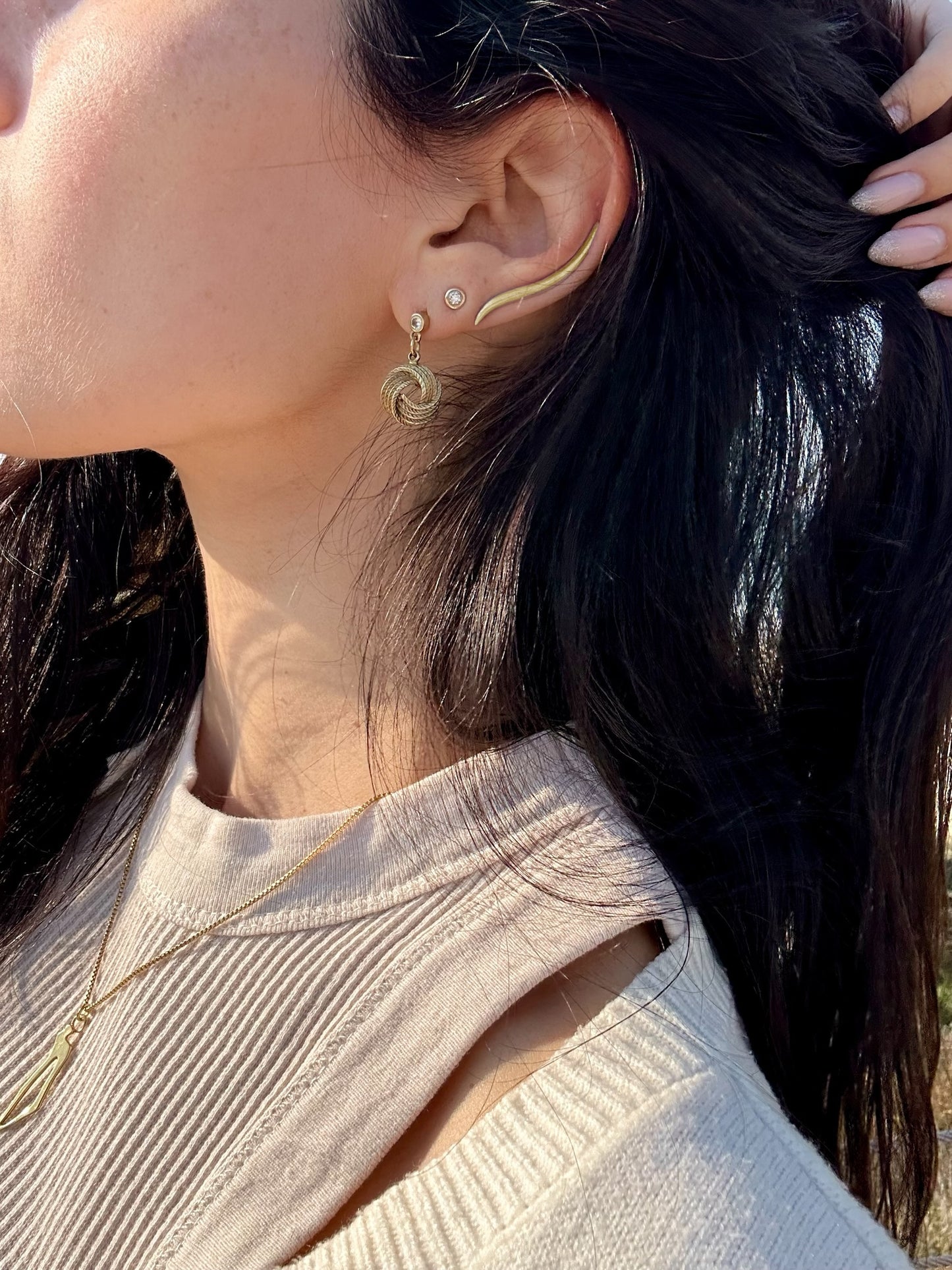 Julie Earring Single 18k Yellow Gold