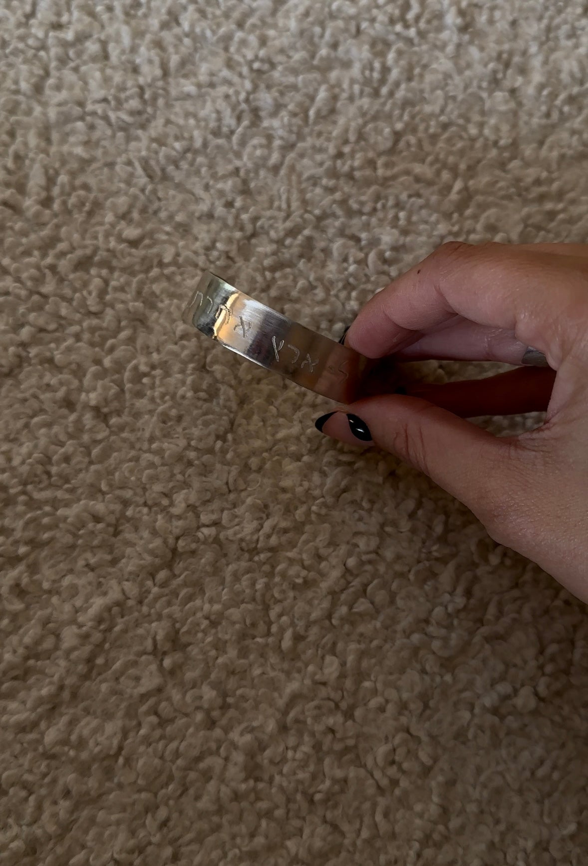 צמיד חריטה אישית קשיח לארג׳ פלטינום