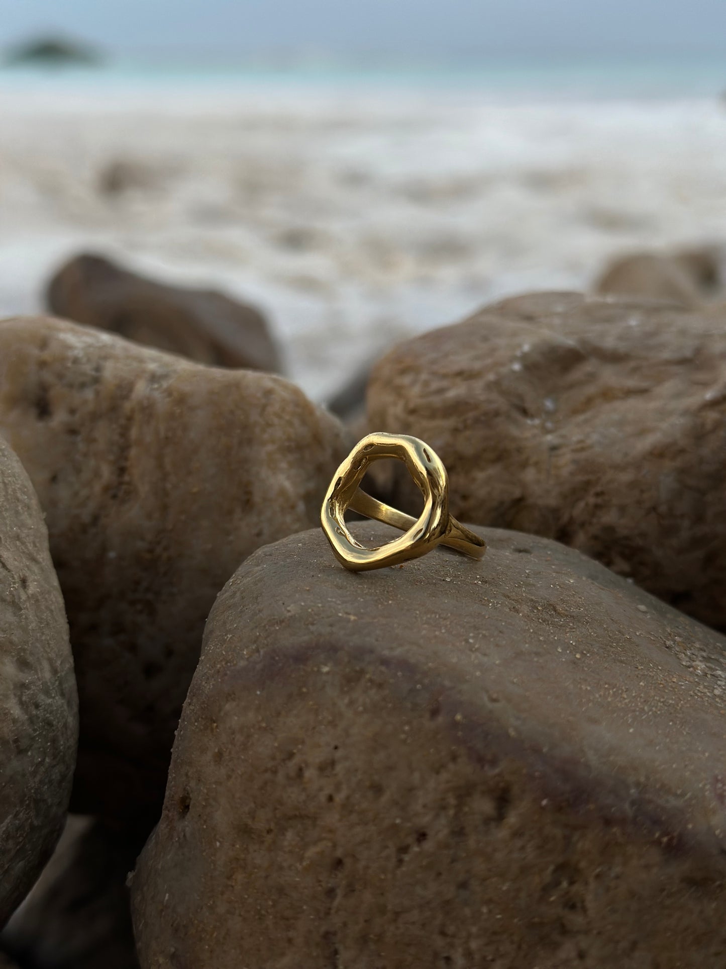 Dead Sea Ring 18K Yellow Gold