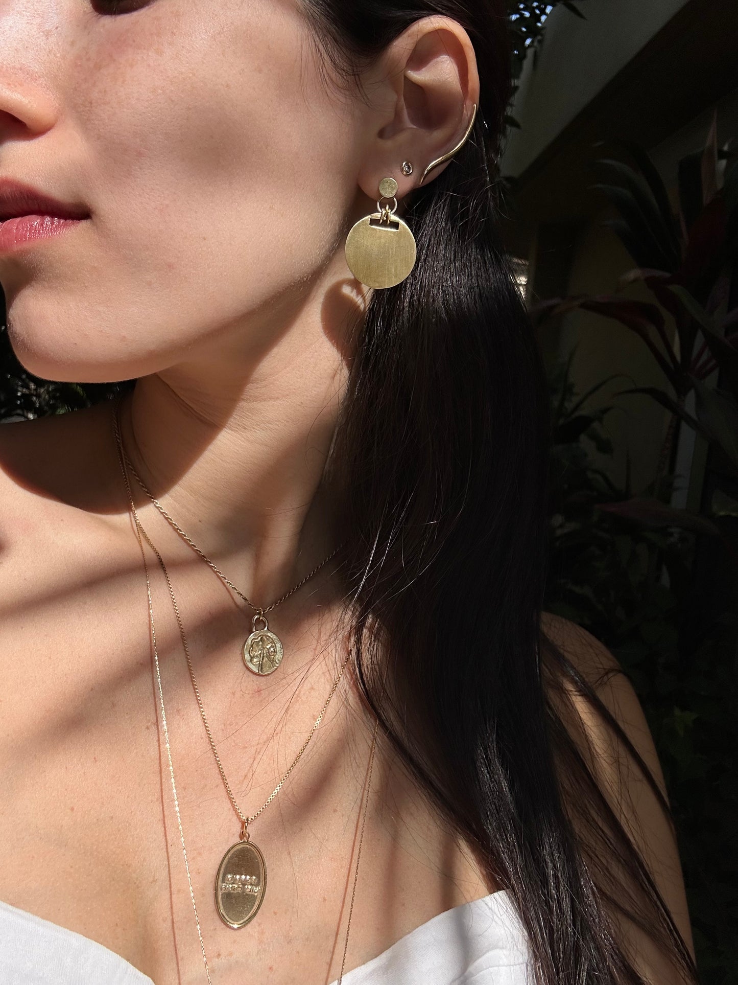 Julie Earring Single 18k Yellow Gold