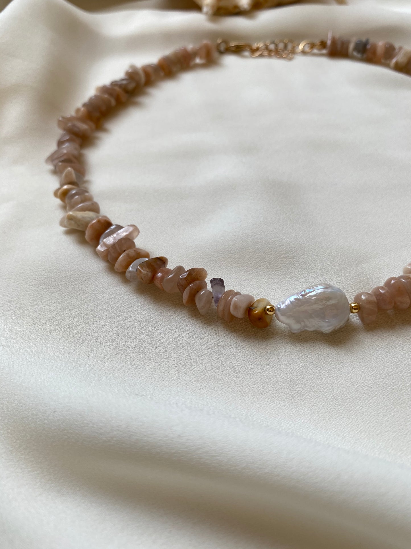 PINK MOONSTONE QUARTZ necklace