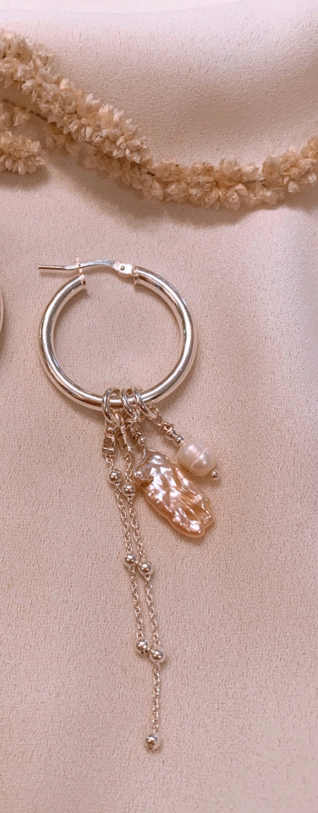 REINA HITANA SINGLE silver