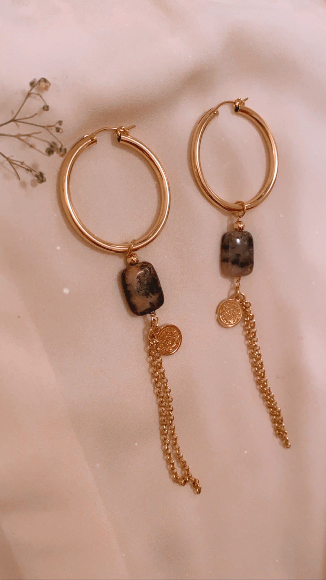 JEMA L earings Gold