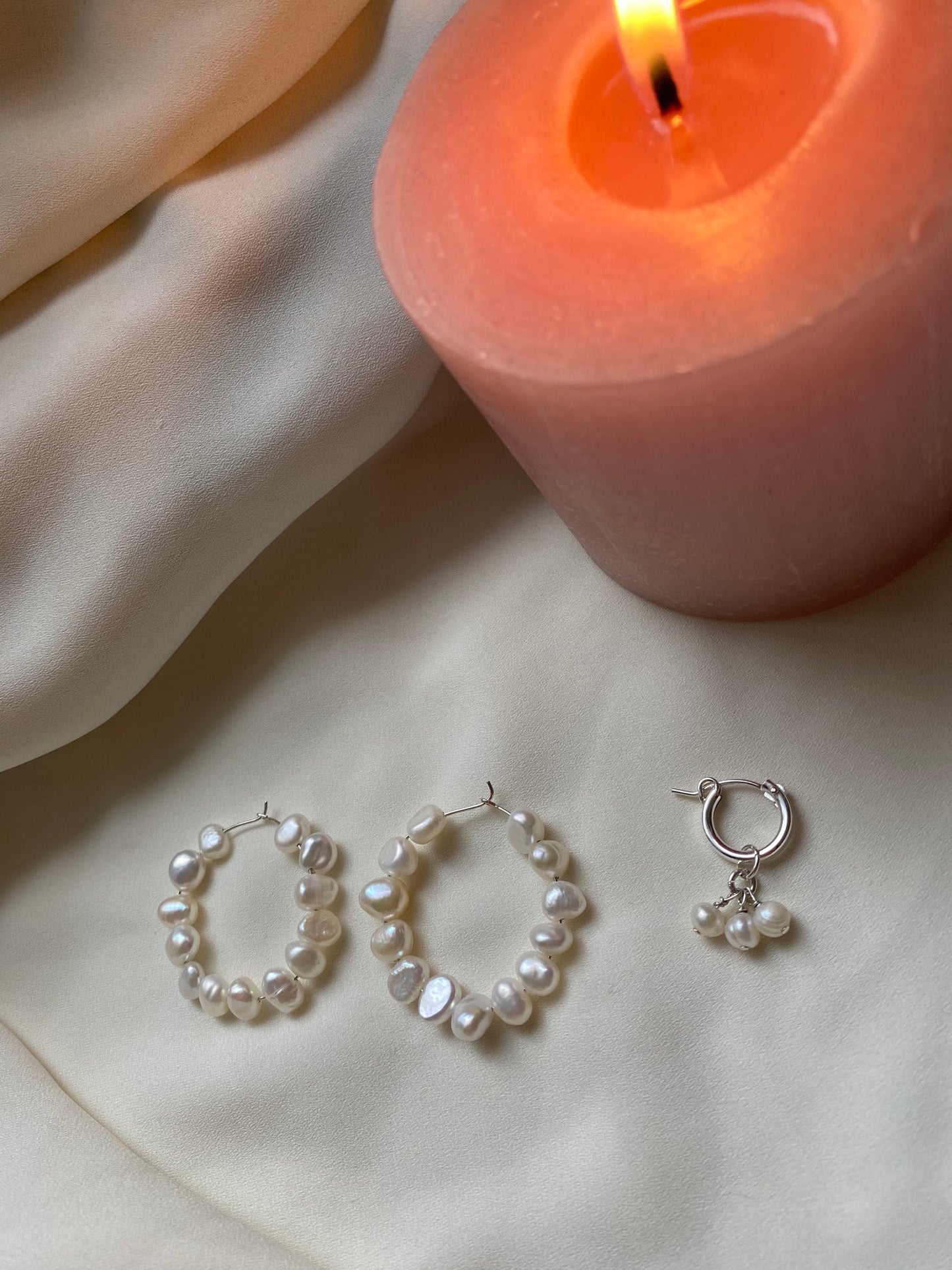 REINA HITANA SINGLE gold