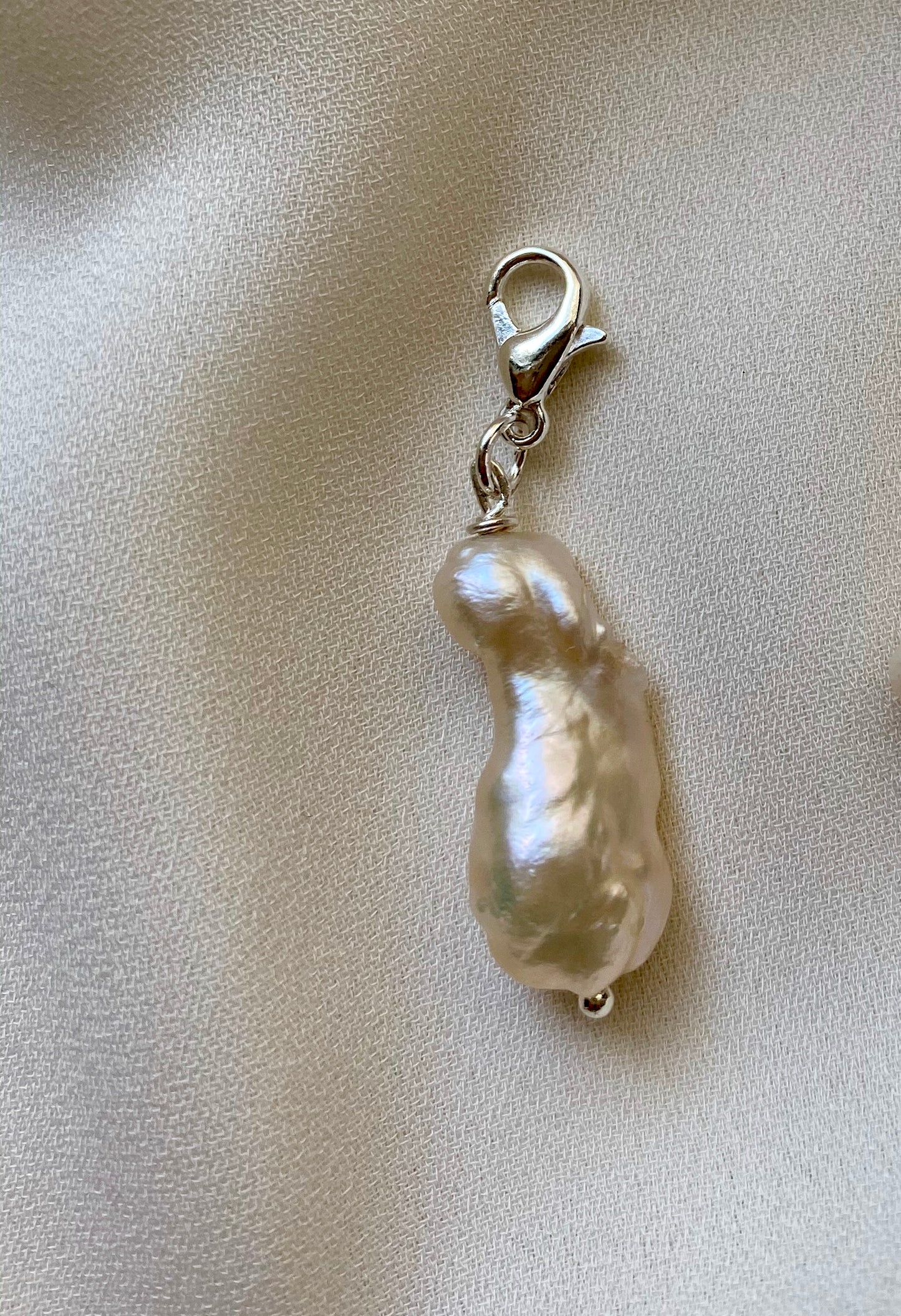 BOHO BAROK PEARL charm silver