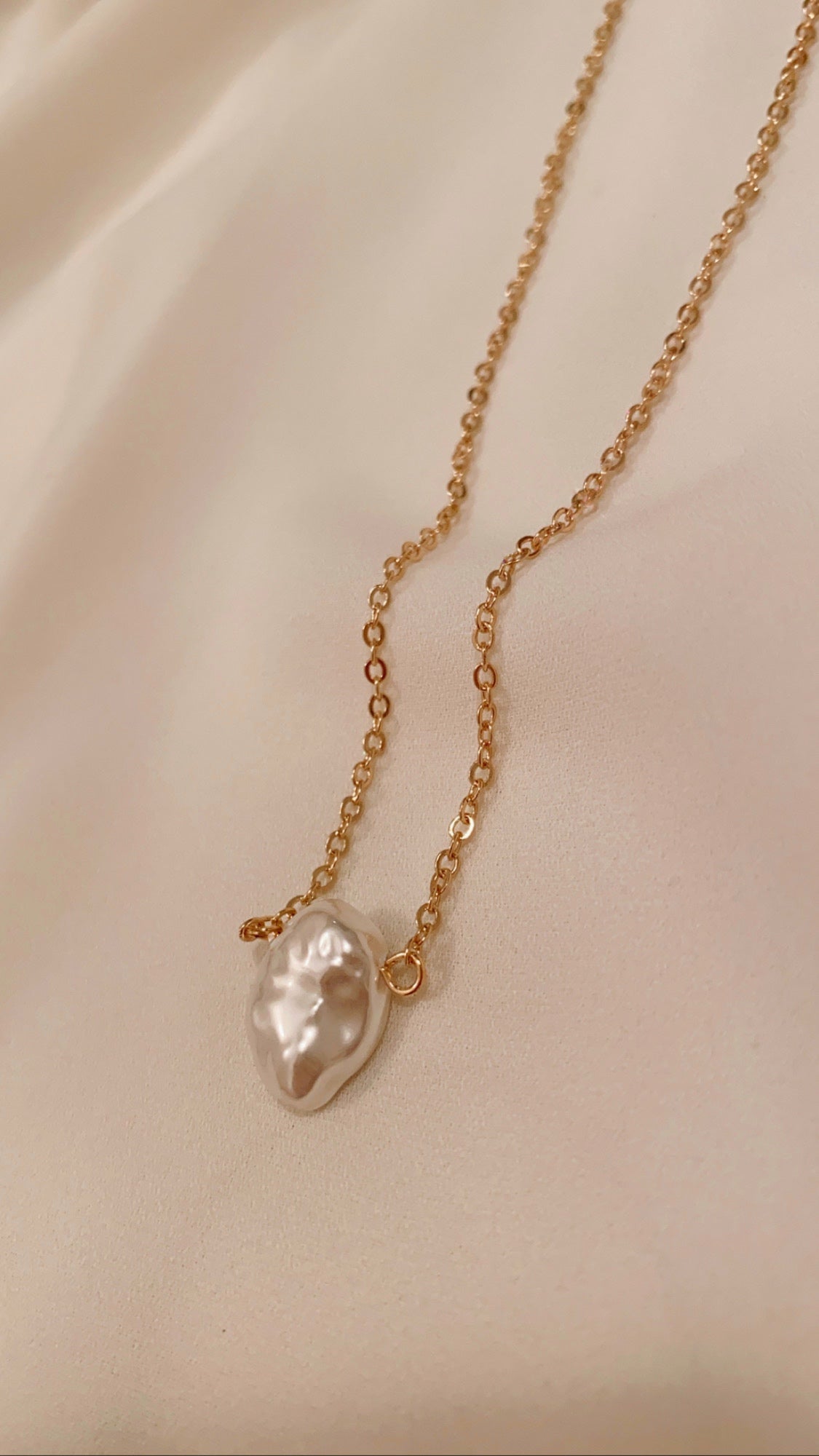 VALERIE necklace gold