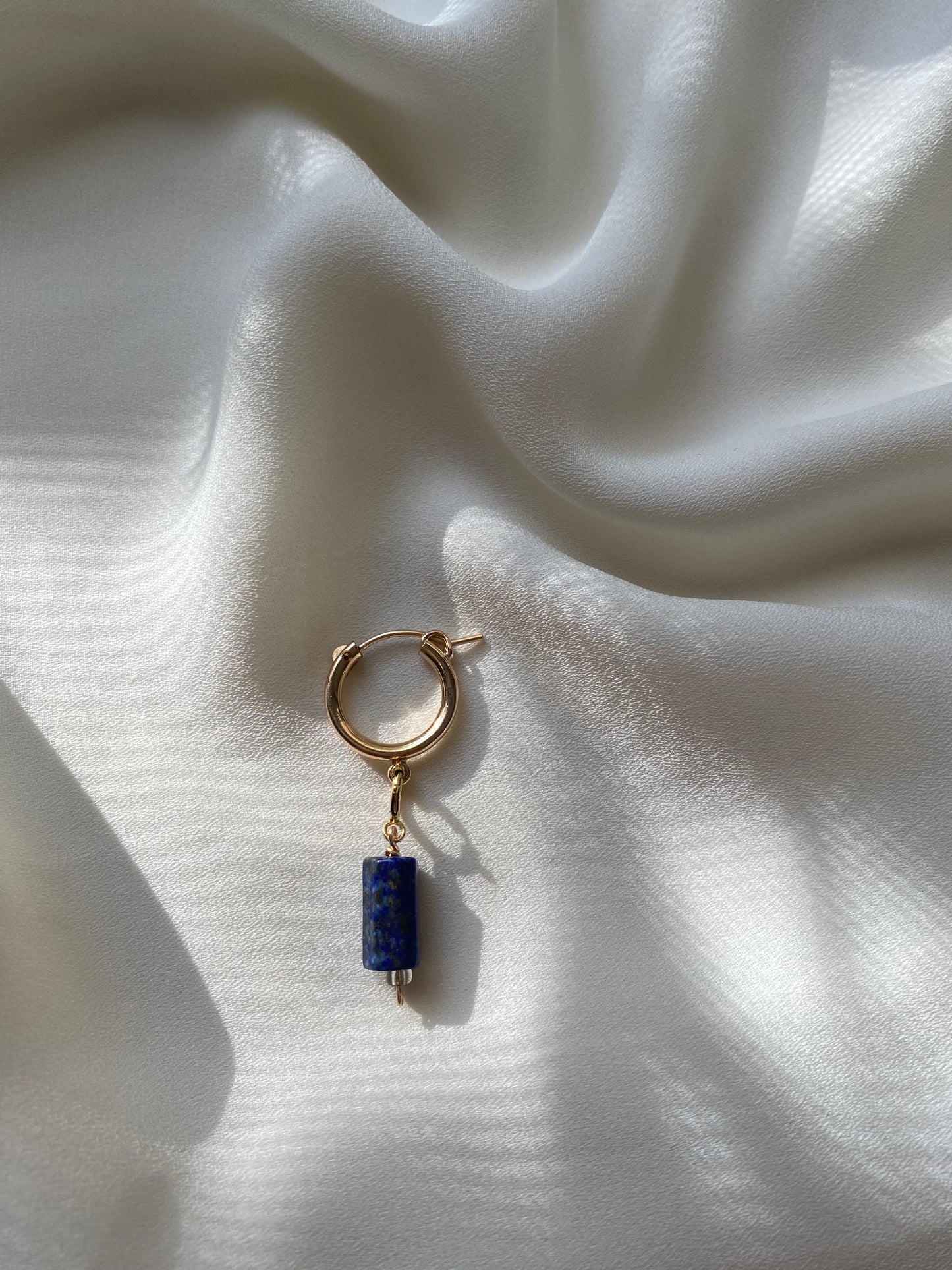 BLUE LAPIZ charm gold