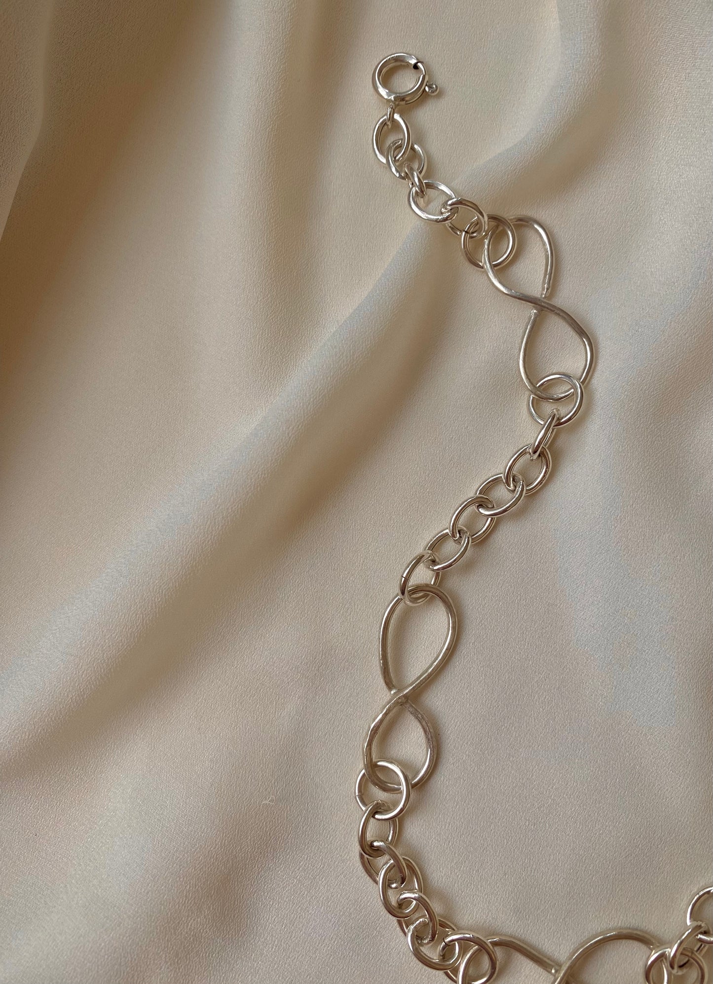 HERMANO necklace 18k White gold