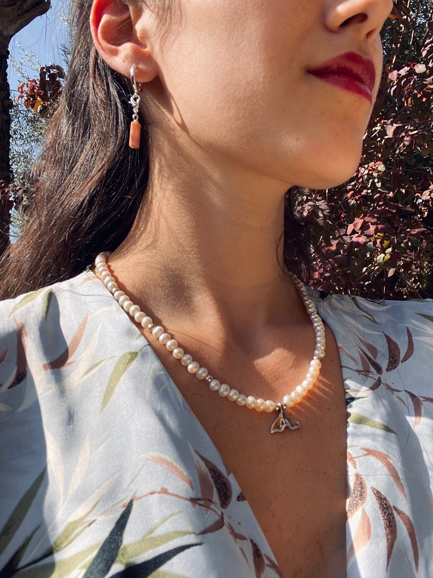 ZOI CHARM EARRINGS silver